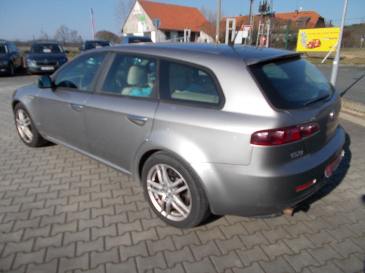 Alfa Romeo 159