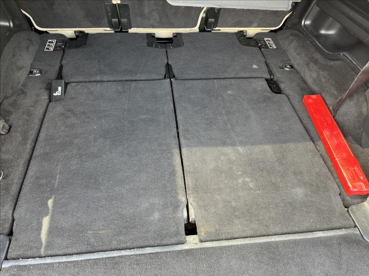 Land Rover Discovery SUV 2,7 l 140 kw