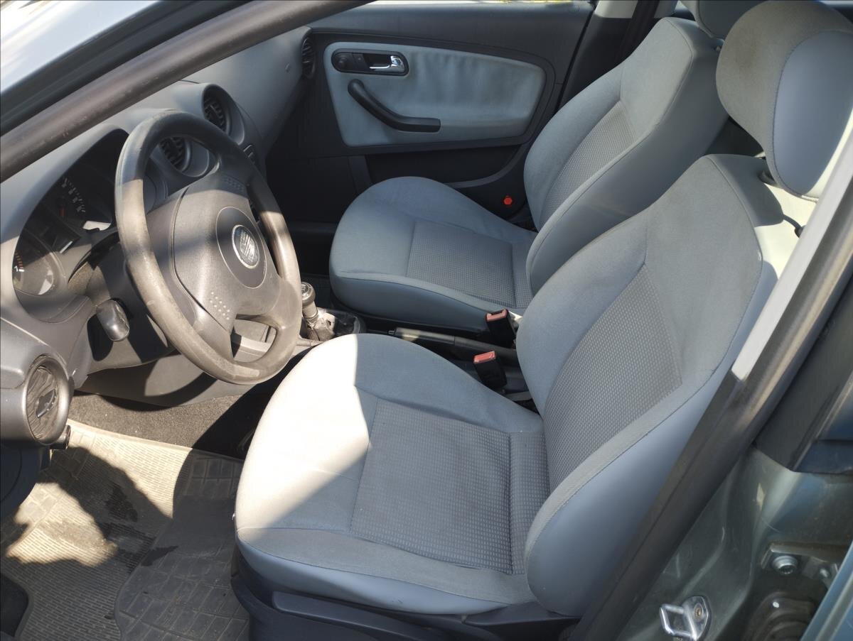 Seat Cordoba Sedan / Limuzína 1,4 l 55 kw