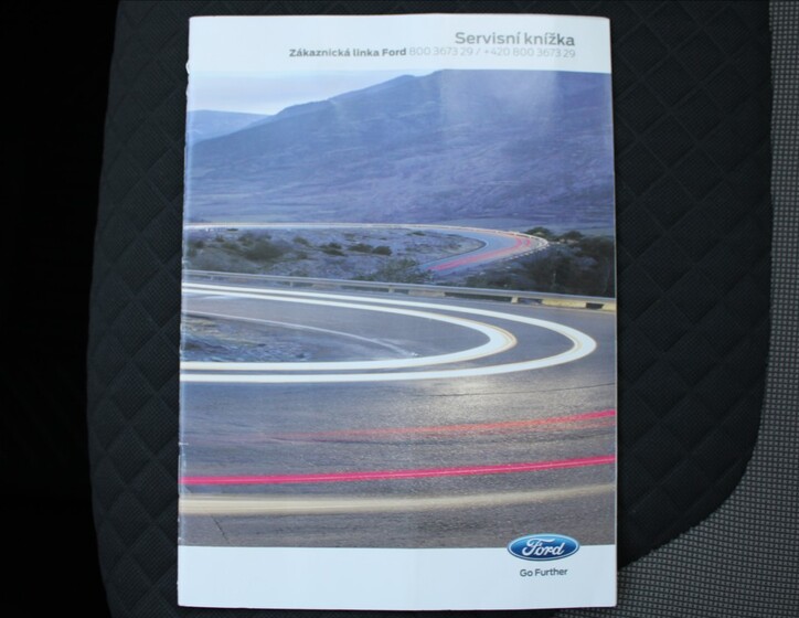 Ford Tourneo Courier 22