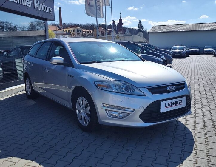 Ford Mondeo Kombi 2,0 l 103 kw