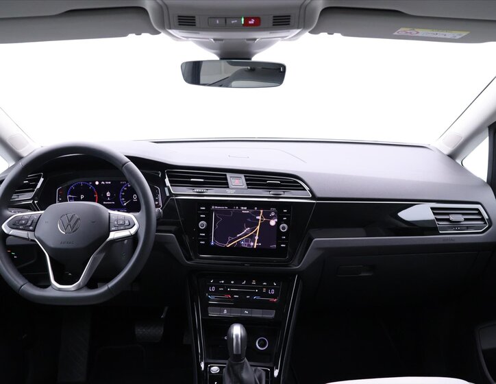 Volkswagen Touran 27