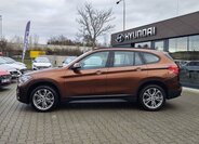 BMW X1 8