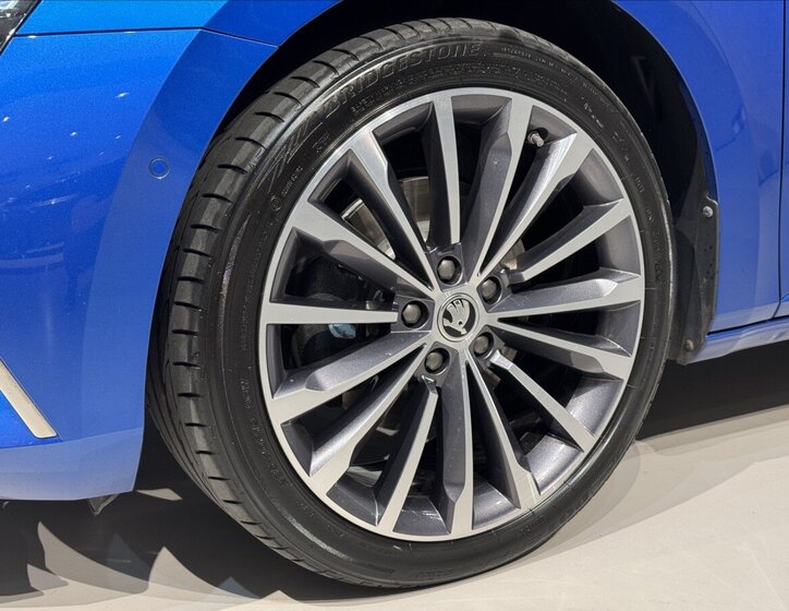 Škoda Superb Kombi 1,4 l 160 kw