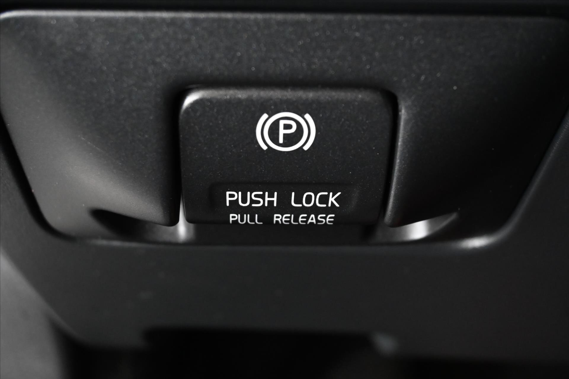 Volvo XC60 SUV / Terénní 2,4 l 133 kw