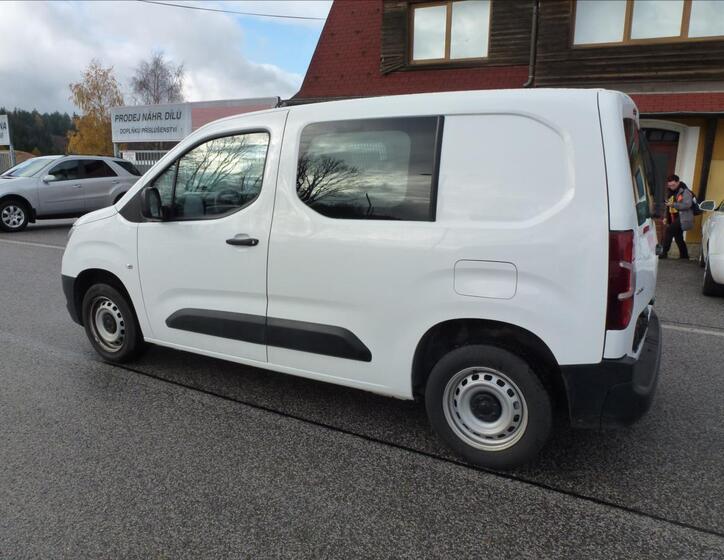 Opel Combo 11
