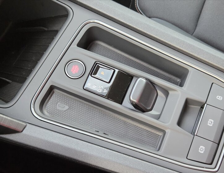 Cupra Formentor SUV / Terénní 1,5 l 110 kw