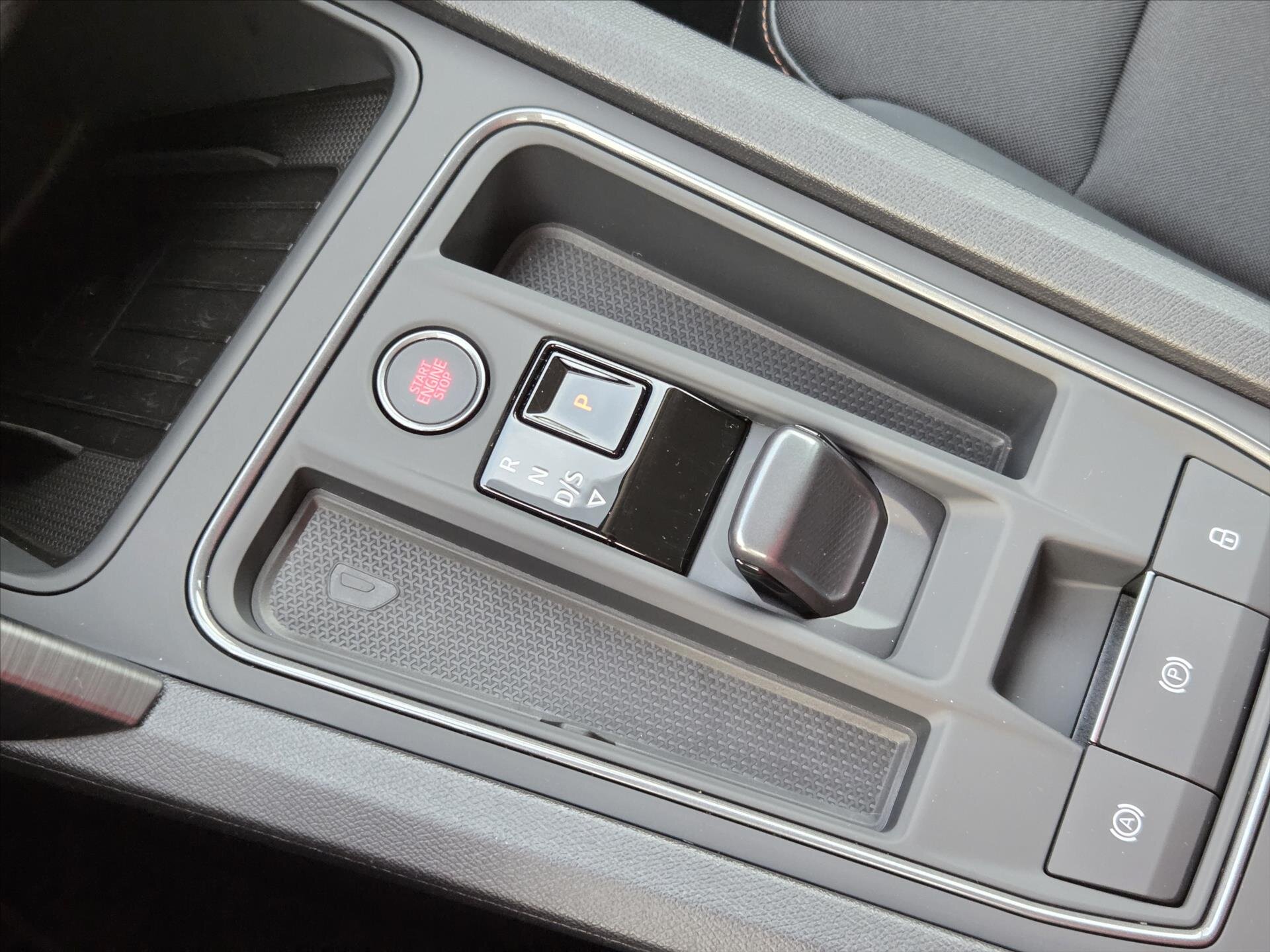 Cupra Formentor SUV / Terénní 1,5 l 110 kw