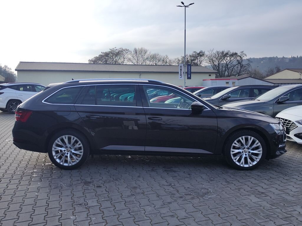 Škoda Superb Kombi 2,0 l 110 kw