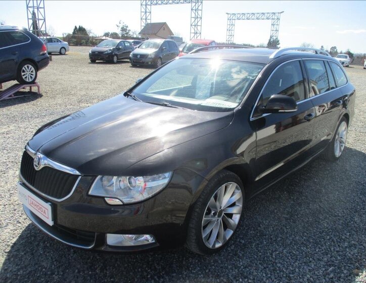 Škoda Superb Kombi 1,6 l 77 kw