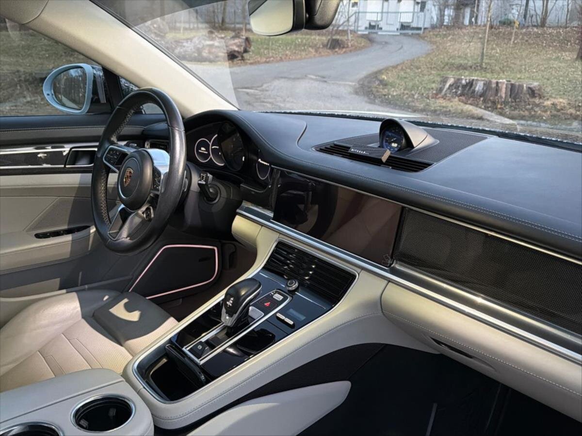Porsche Panamera Hatchback 2,9 l 243 kw