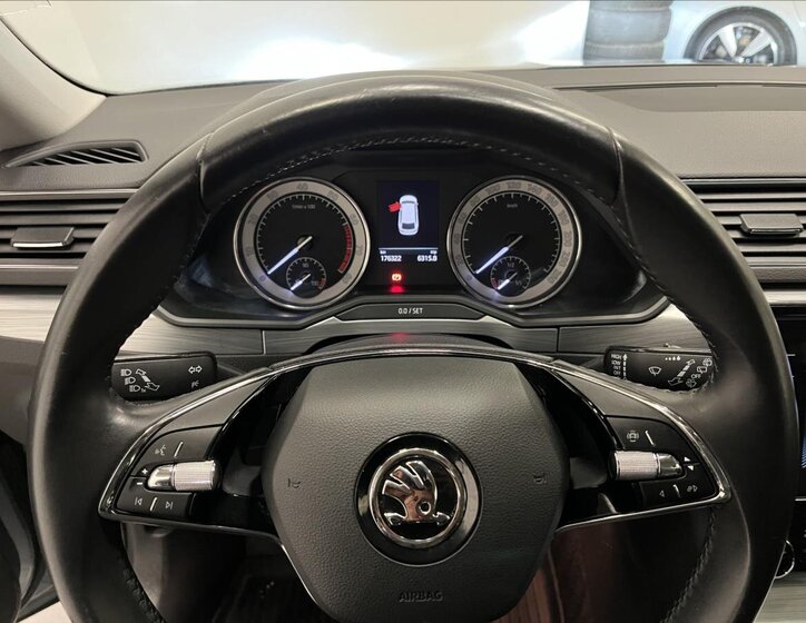 Škoda Superb Kombi 1,5 l 110 kw