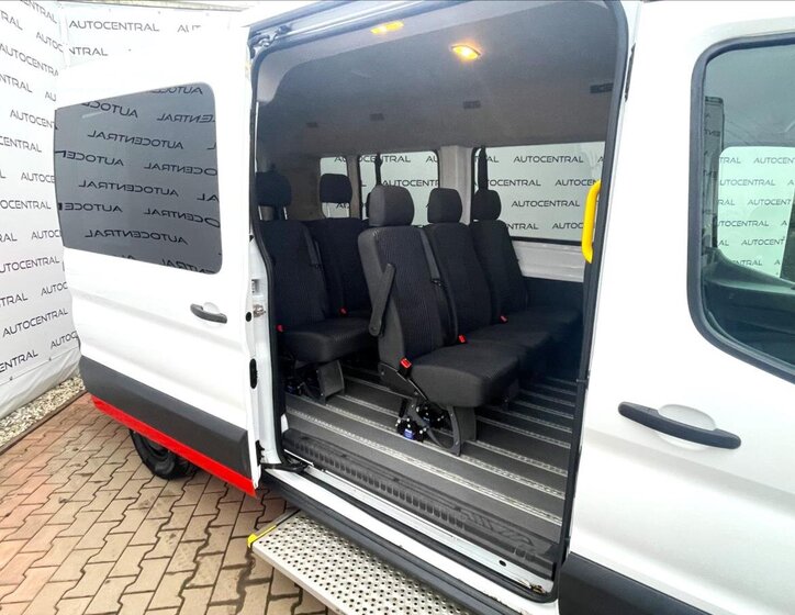 Ford Transit MPV 2,0 l 96 kw