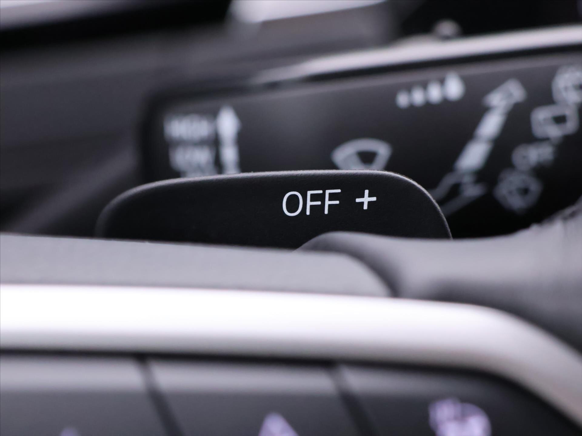 Volkswagen Passat Kombi 2,0 l 140 kw