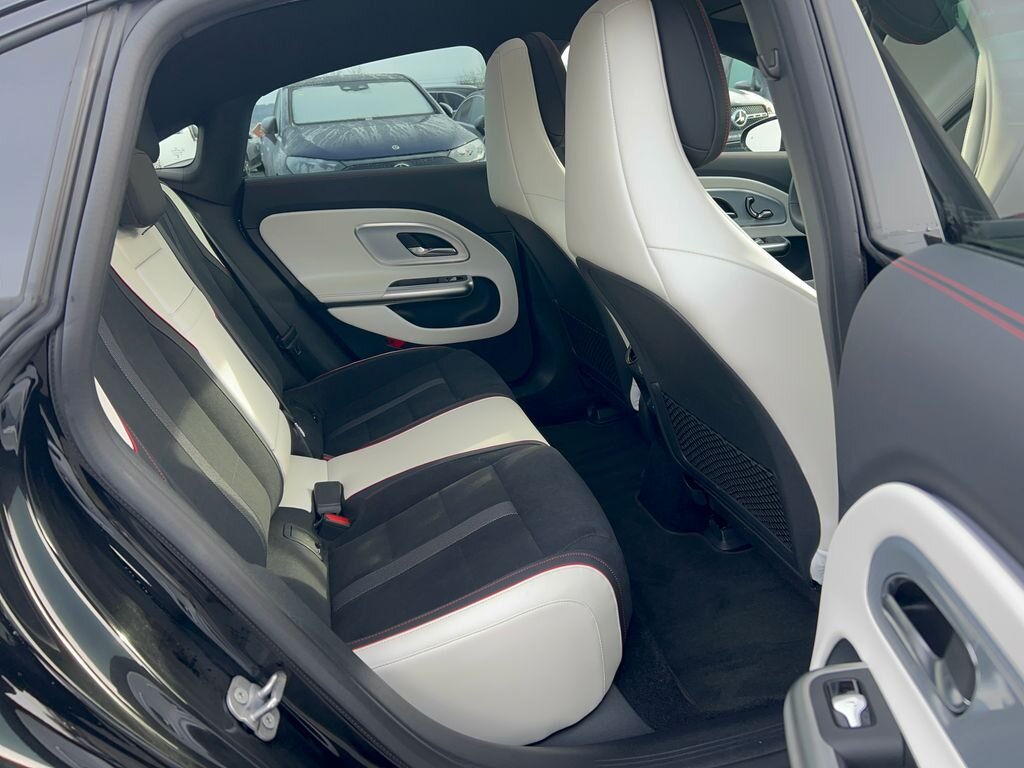 Mercedes-Benz CLA Kupé 0,0 200 kw