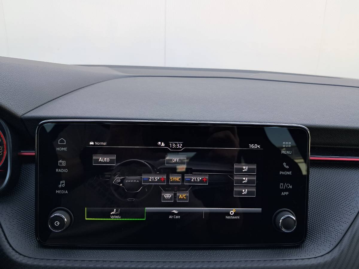 Škoda Scala Hatchback 1,5 l 110 kw