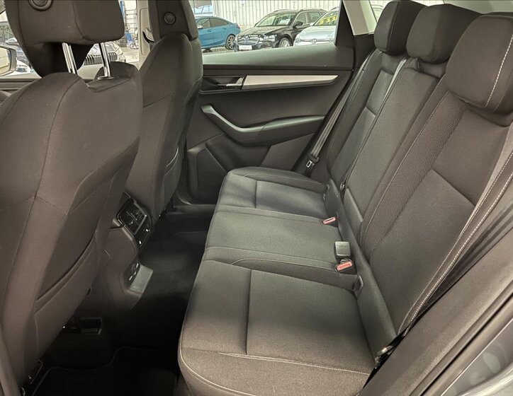 Škoda Karoq SUV 1,5 l 110 kw