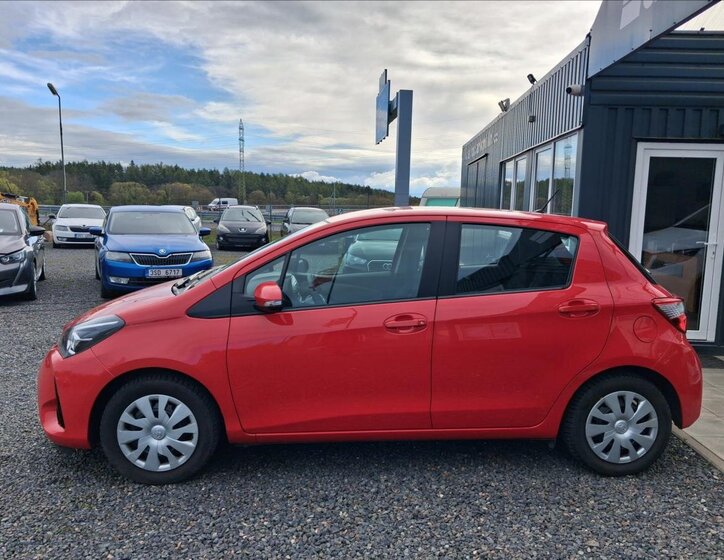 Toyota Yaris Kombi 1,5 l 54 kw