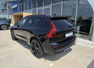 Volvo XC60 SUV / Terénní 2,0 l 228 kw
