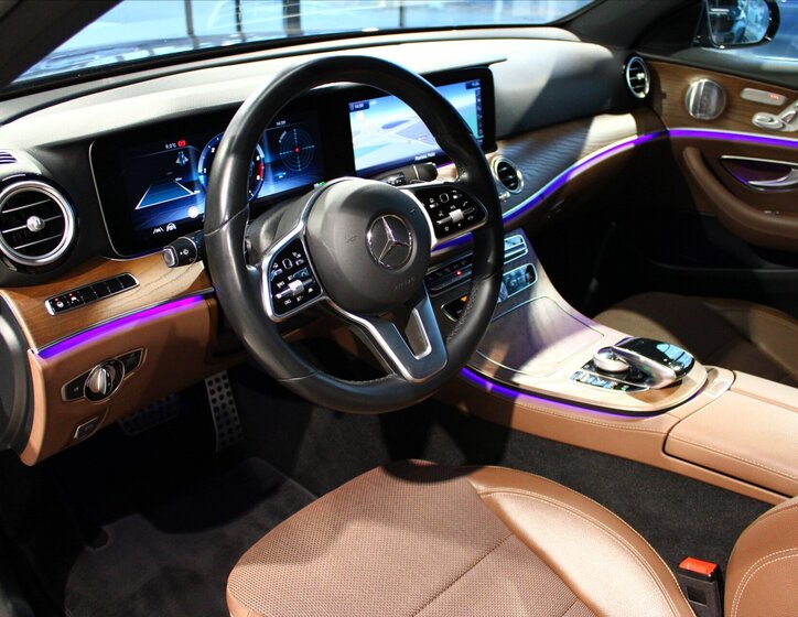 Mercedes-Benz Třídy E 10