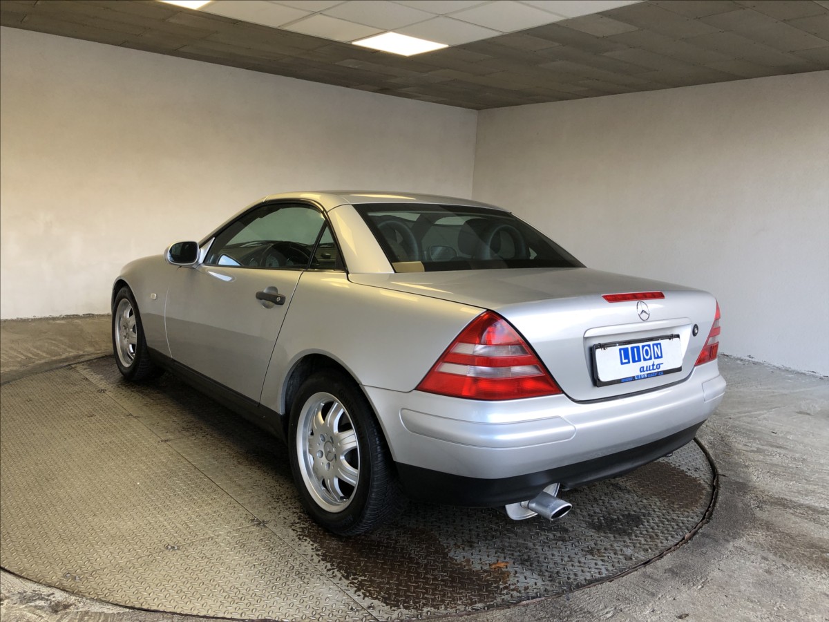 Mercedes-Benz SLK