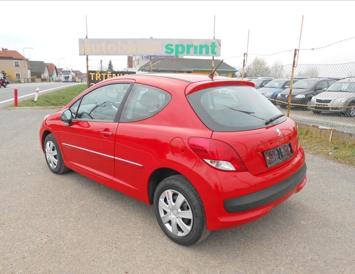 Peugeot 207 Hatchback 1,4 l 54 kw