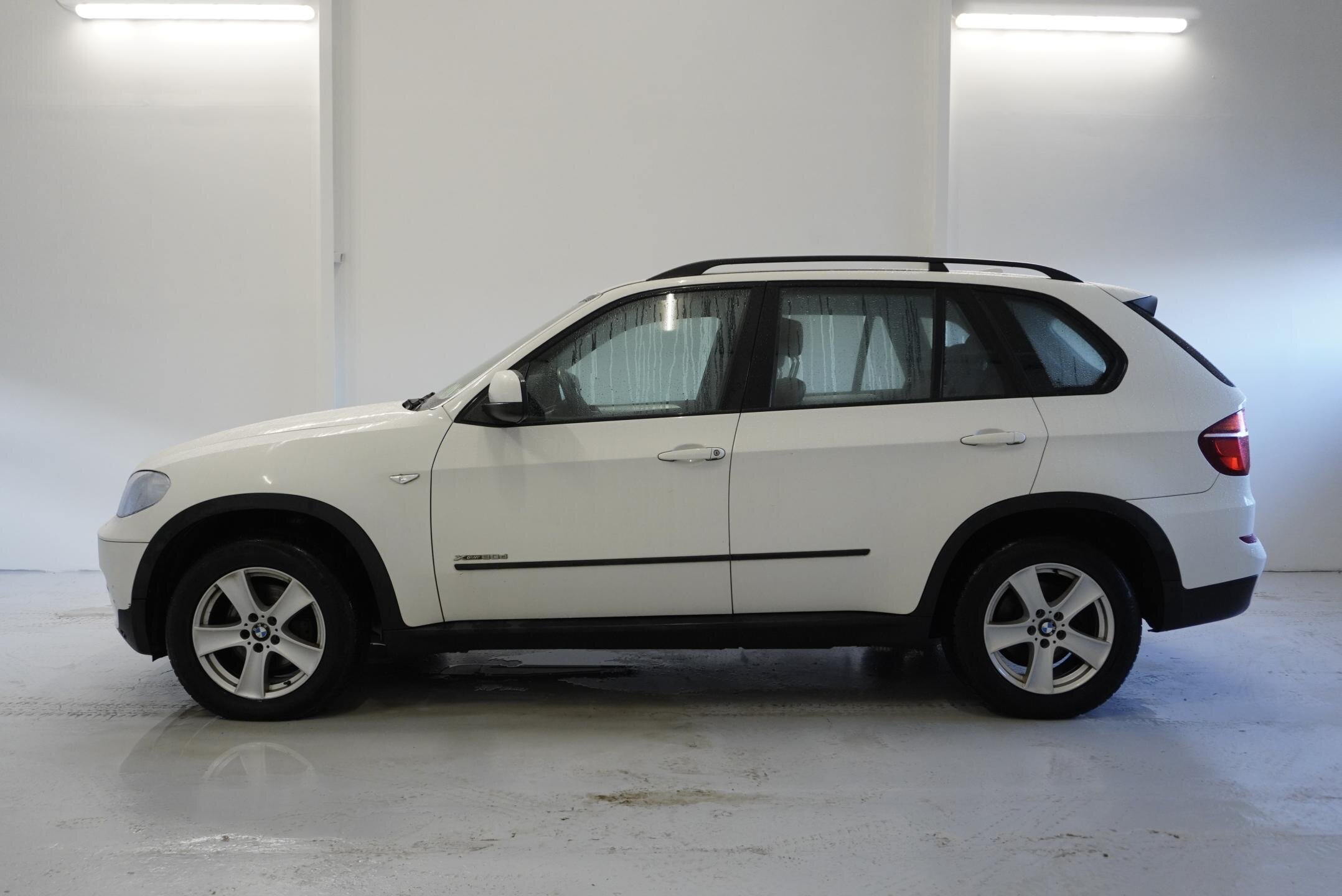 BMW X5 SUV 3,0 l 180 kw