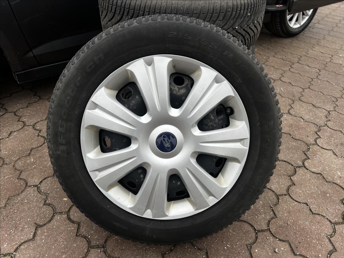 Ford Grand C-MAX Kombi 1,5 l 110 kw