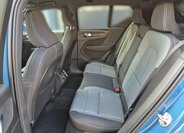 Volvo XC40 SUV / Terénní 2,0 l 120 kw