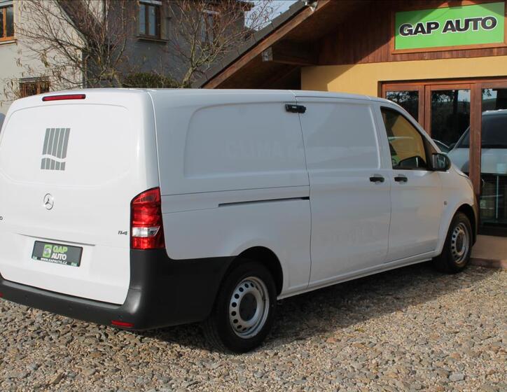 Mercedes-Benz Vito 6