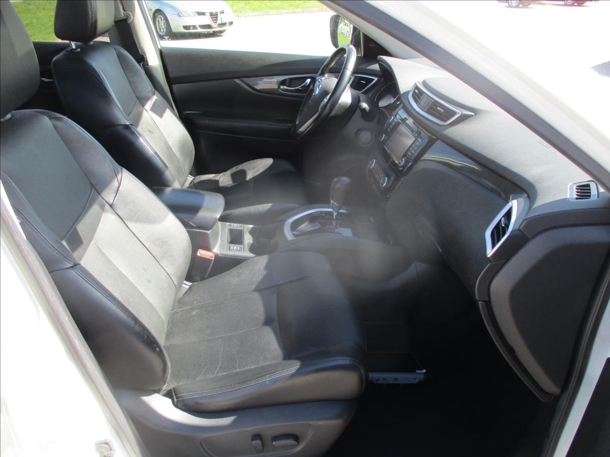 Nissan X-Trail SUV / Terénní 1,6 l 96 kw