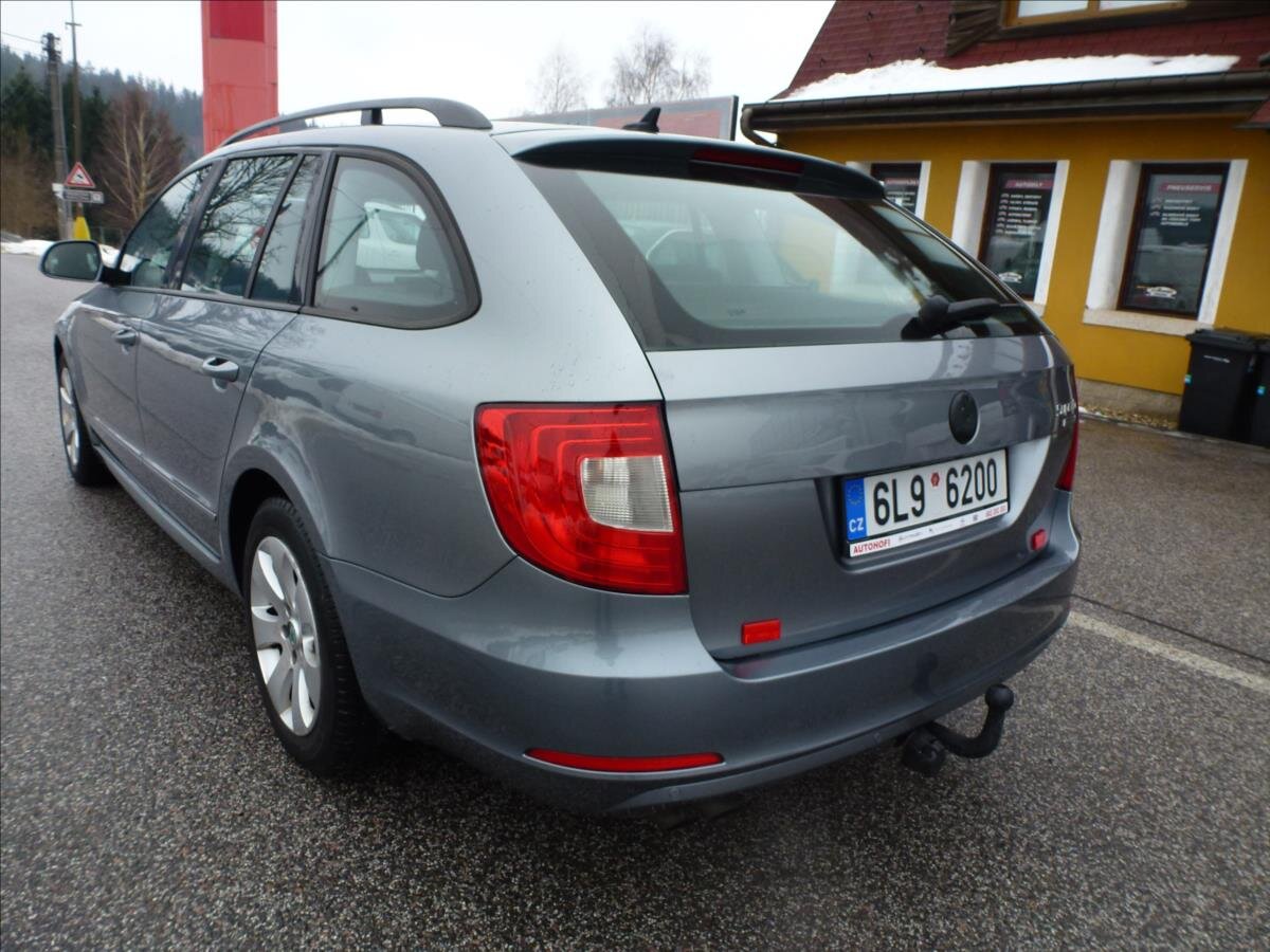 Škoda Superb Kombi 1,6 l 77 kw