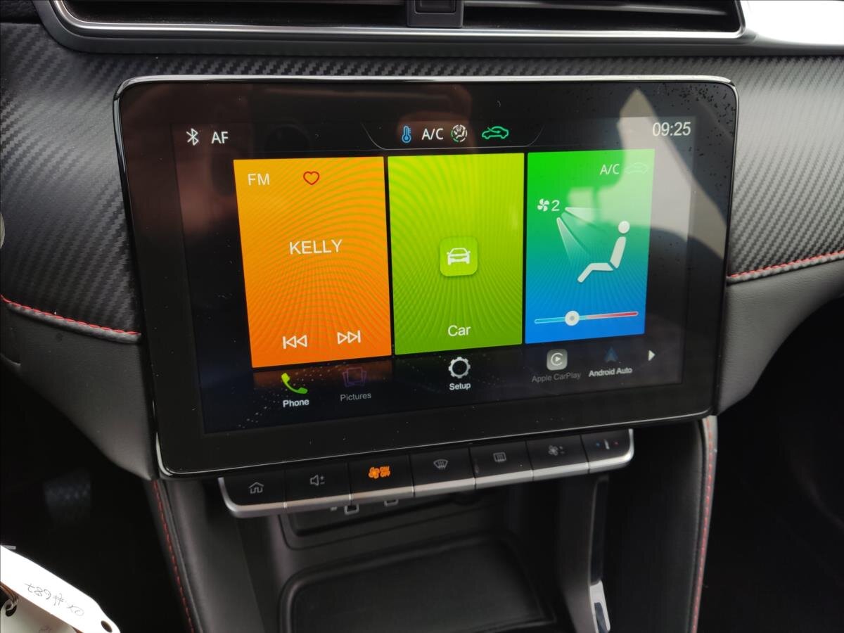 MG ZS SUV / Terénní 1,5 l 78 kw