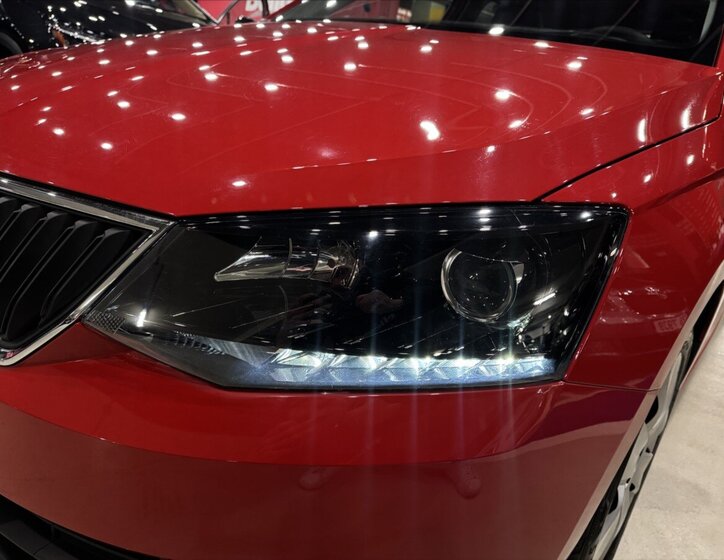 Škoda Fabia Hatchback 999,0 70 kw