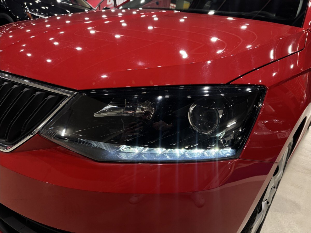 Škoda Fabia Hatchback 999,0 70 kw