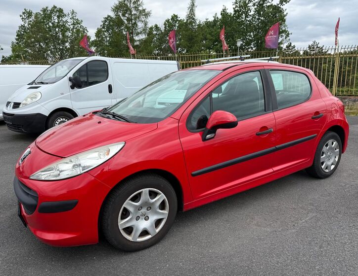 Peugeot 207 1