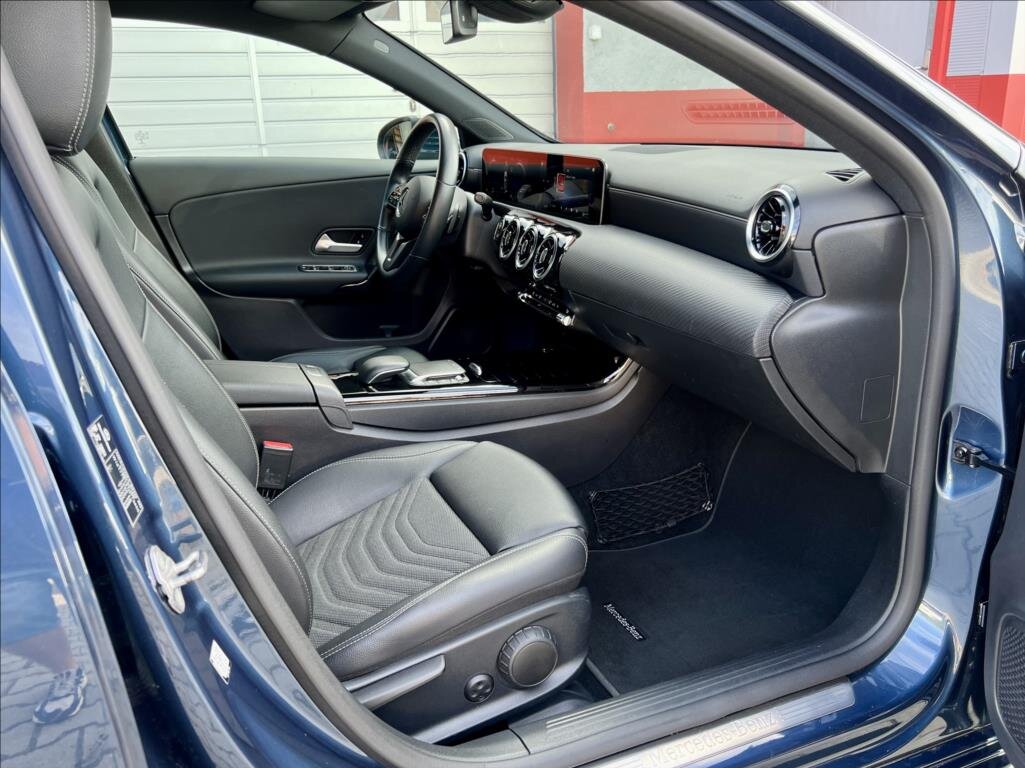 Mercedes-Benz Třídy A Hatchback 2,0 l 110 kw