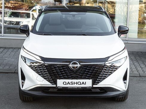 Nissan Qashqai SUV / Terénní 1,3 l 116 kw