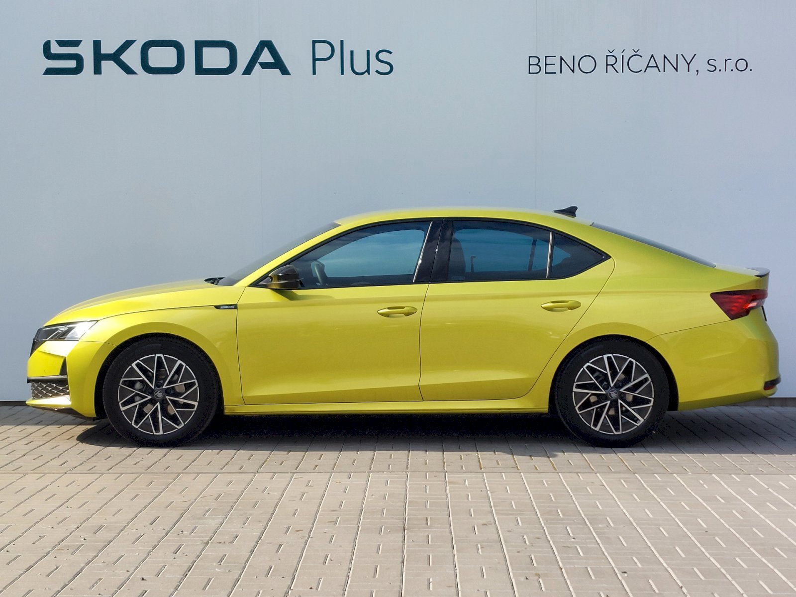 Škoda Octavia Sedan / Limuzína 1,5 l 110 kw