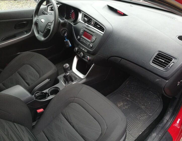 KIA Ceed Hatchback 1,4 l 73 kw