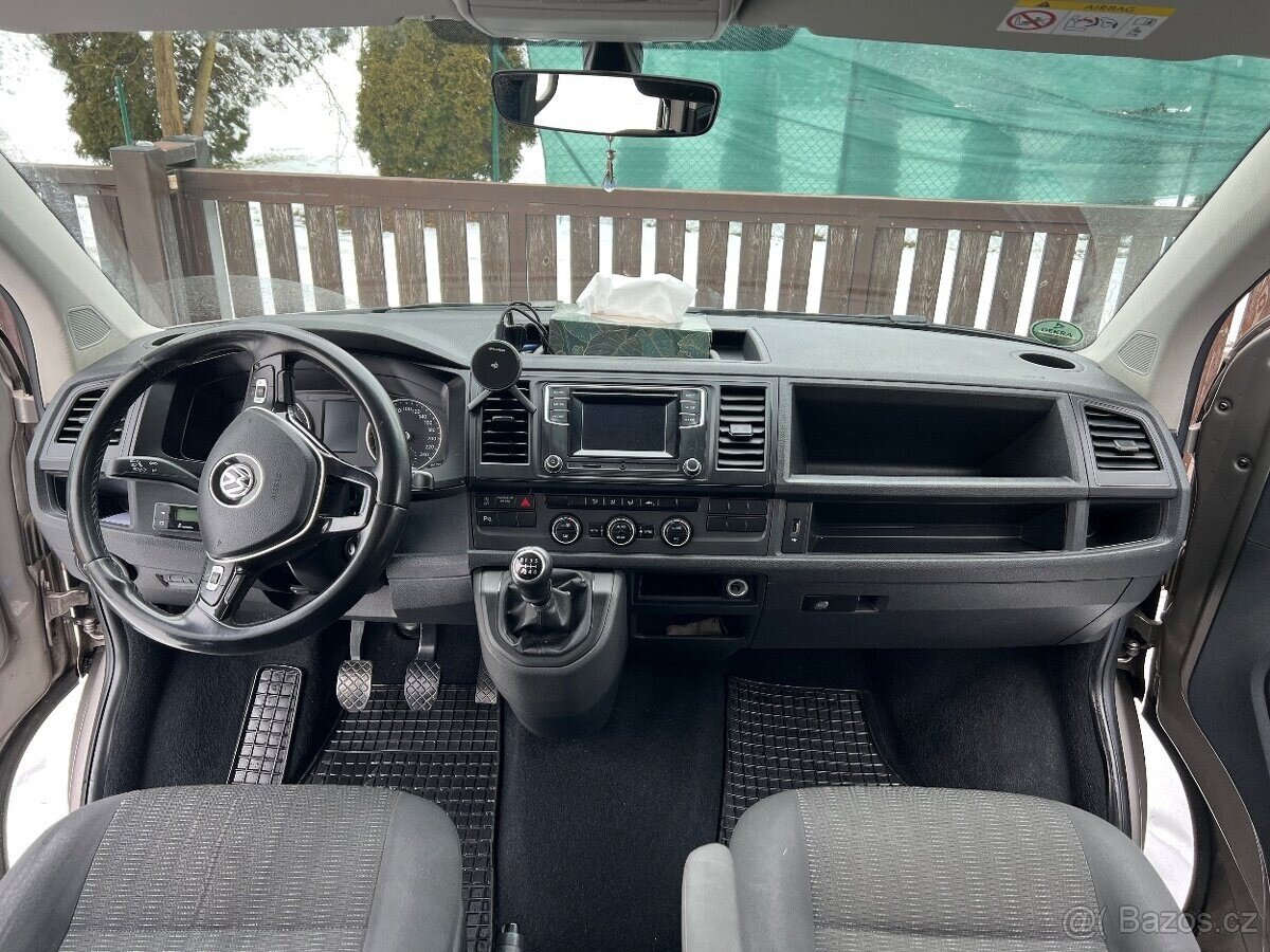 Volkswagen Caravelle VAN-Minibus 0,0 0