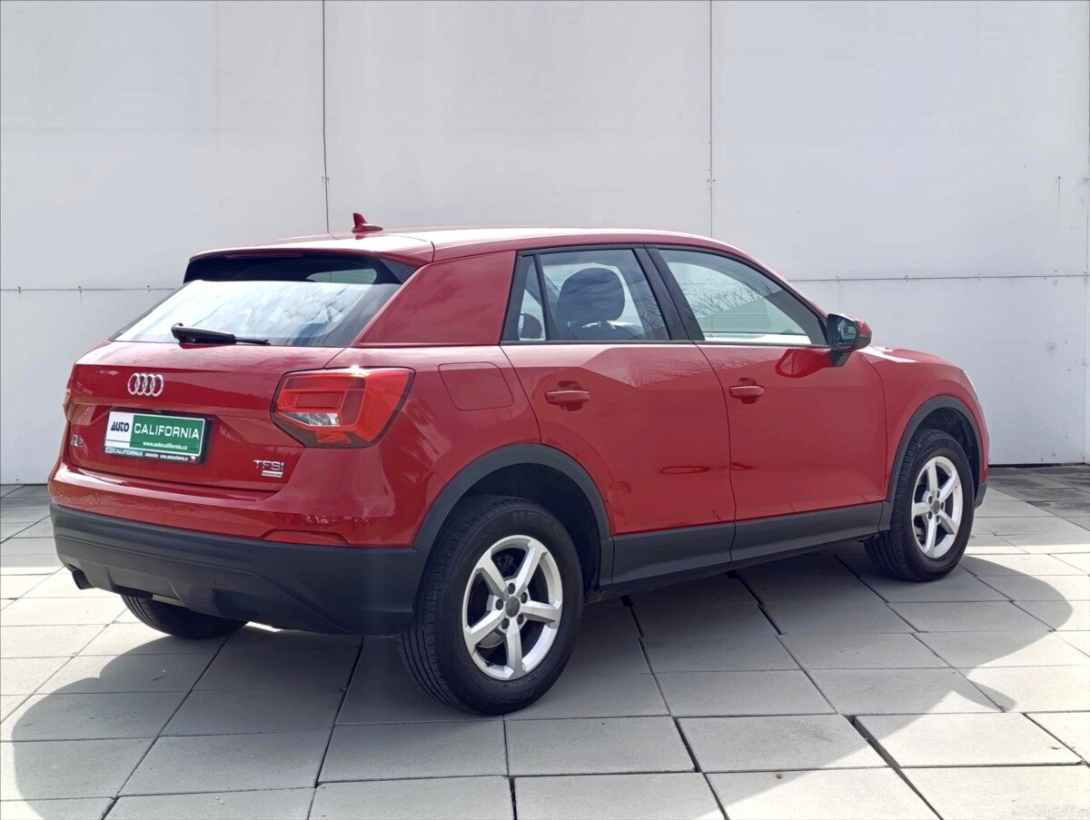 Audi Q2 SUV / Terénní 999,0 85 kw