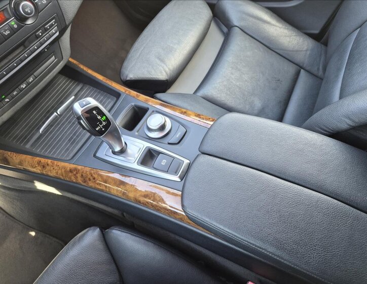 BMW X5 SUV / Terénní 3,0 l 173 kw
