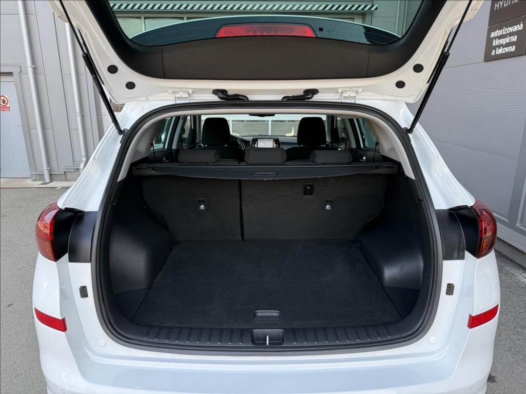 Hyundai Tucson SUV / Terénní 1,6 l 100 kw