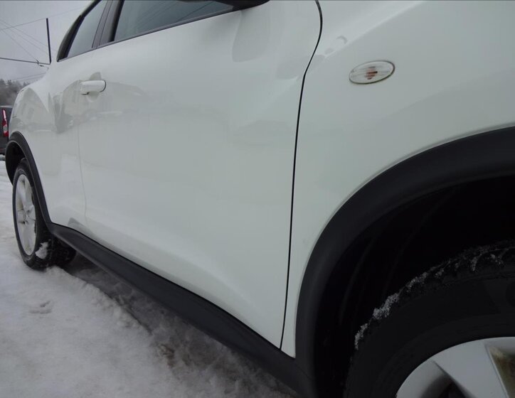 Nissan Juke Hatchback 1,6 l 86 kw