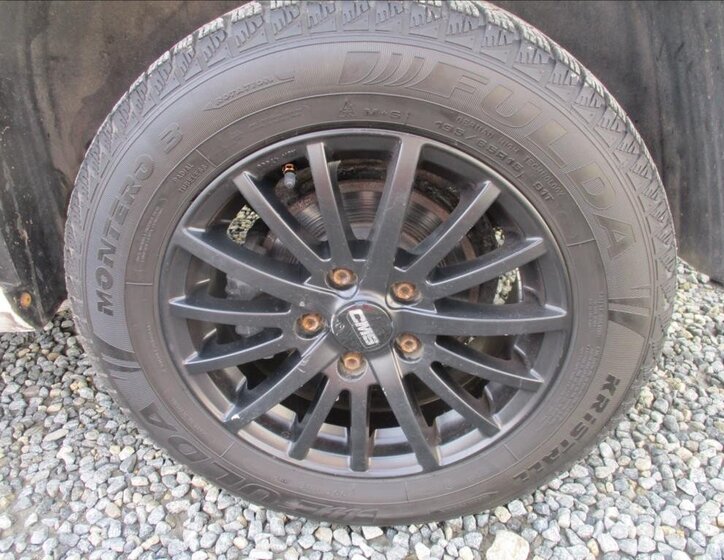 Volkswagen Caddy Skříň 1,2 l 63 kw