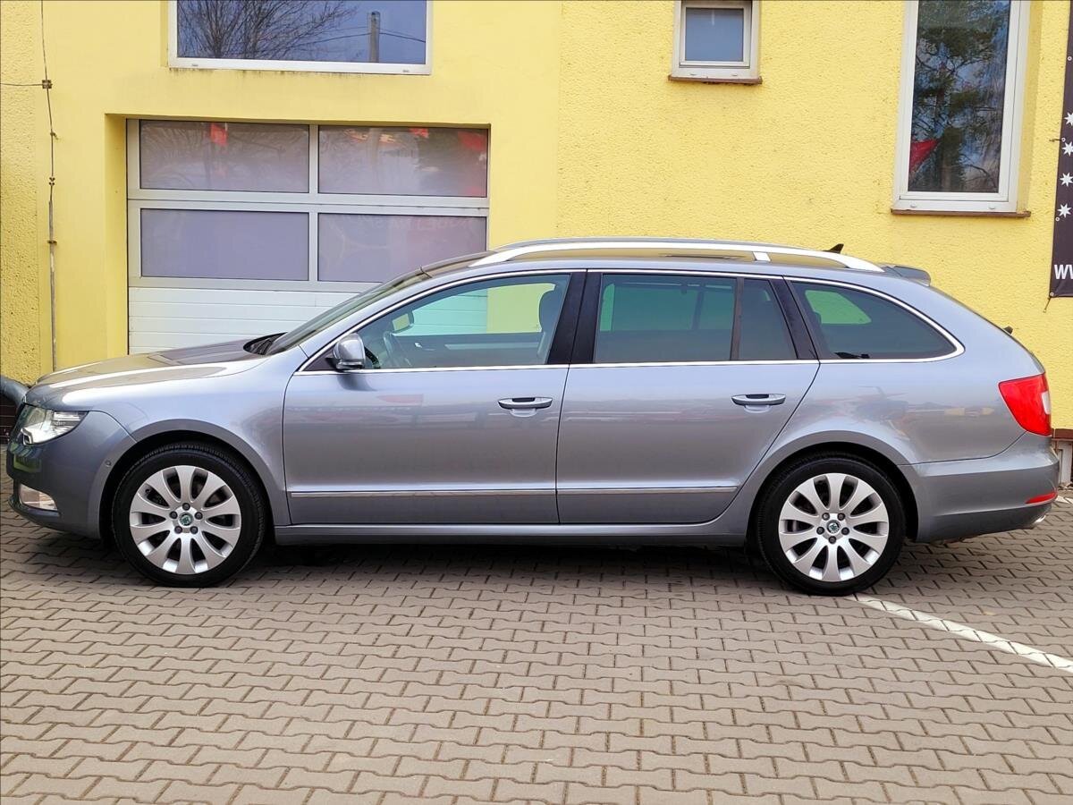 Škoda Superb Kombi 1,8 l 118 kw