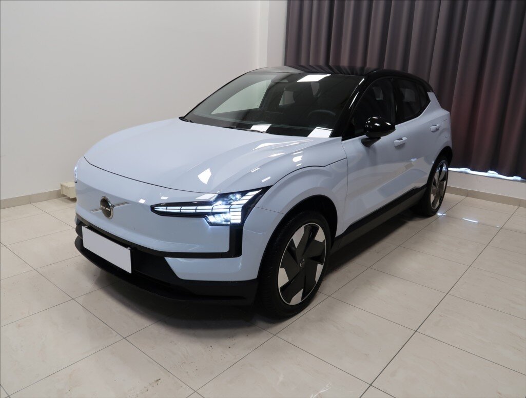 Volvo EX30 SUV 0,0 200 kw