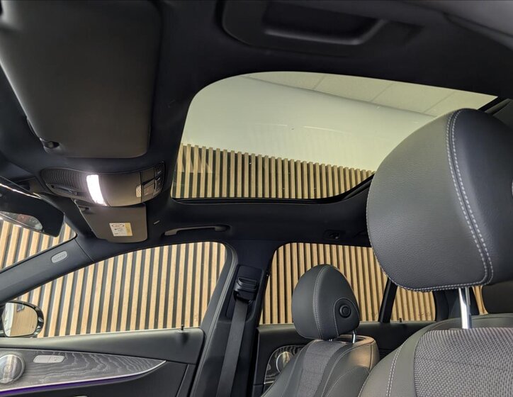 Mercedes-Benz Třídy E Kombi 2,0 l 143 kw