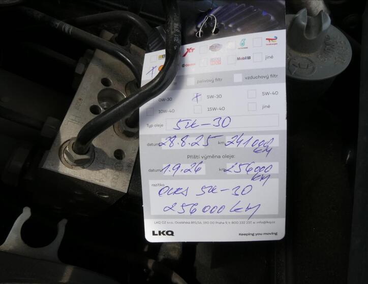 Volkswagen Phaeton 38